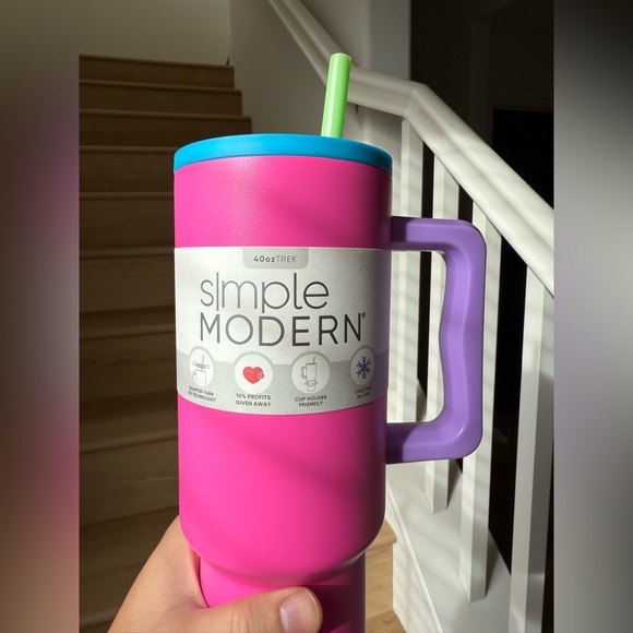 SIMPLE MODERN 40oz pink tumbler - Picture 3 of 3